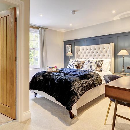 Отель The Bridge House Henley Экстерьер фото